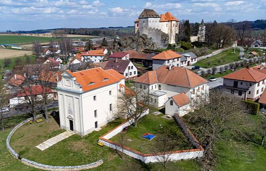 Tipy na víkend na Pelhřimovsku. Chystá se den vína i prohlídka kaple. Víme kde